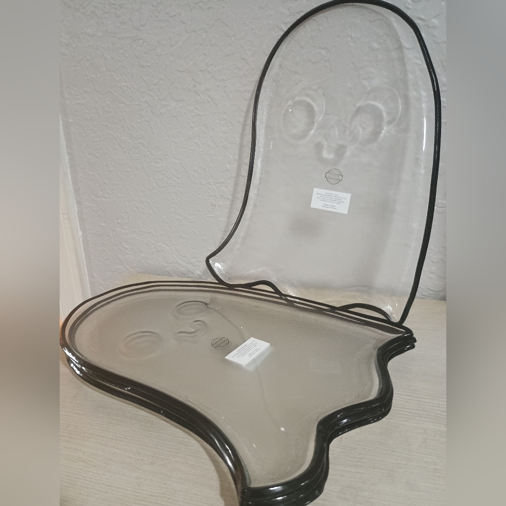4) Ghost Shaped Dinner Glass Plate Set Halloween with Black Trim
